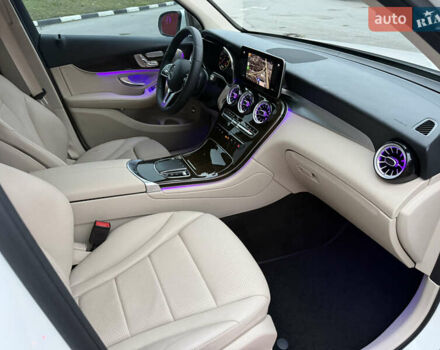 Білий Мерседес ГЛЦ-Клас, об'ємом двигуна 2 л та пробігом 46 тис. км за 33900 $, фото 56 на Automoto.ua