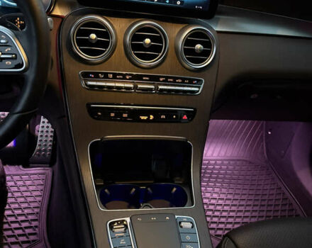 Білий Мерседес ГЛЦ-Клас, об'ємом двигуна 1.99 л та пробігом 10 тис. км за 42700 $, фото 22 на Automoto.ua