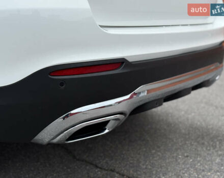 Білий Мерседес ГЛЦ-Клас, об'ємом двигуна 2 л та пробігом 46 тис. км за 33900 $, фото 26 на Automoto.ua