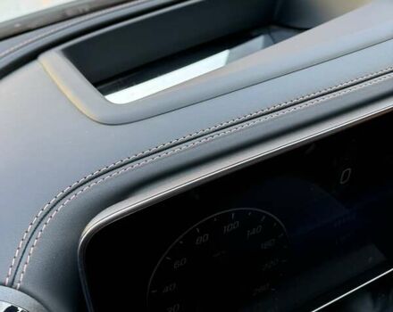 Белый Мерседес ГЛЦ-Класс, объемом двигателя 2 л и пробегом 14 тыс. км за 82000 $, фото 16 на Automoto.ua