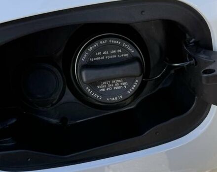 Белый Мерседес ГЛЦ-Класс, объемом двигателя 2 л и пробегом 14 тыс. км за 82000 $, фото 26 на Automoto.ua