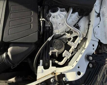 Белый Мерседес ГЛЦ-Класс, объемом двигателя 2 л и пробегом 14 тыс. км за 82000 $, фото 17 на Automoto.ua