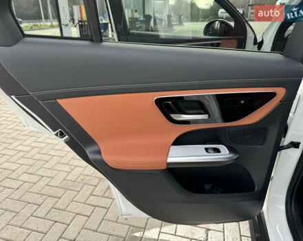 Белый Мерседес ГЛЦ-Класс, объемом двигателя 2 л и пробегом 30 тыс. км за 69900 $, фото 14 на Automoto.ua