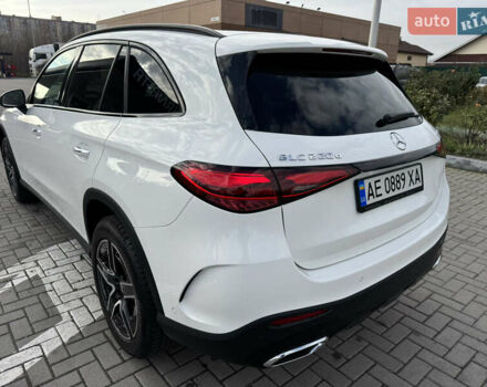 Белый Мерседес ГЛЦ-Класс, объемом двигателя 2 л и пробегом 30 тыс. км за 69900 $, фото 6 на Automoto.ua