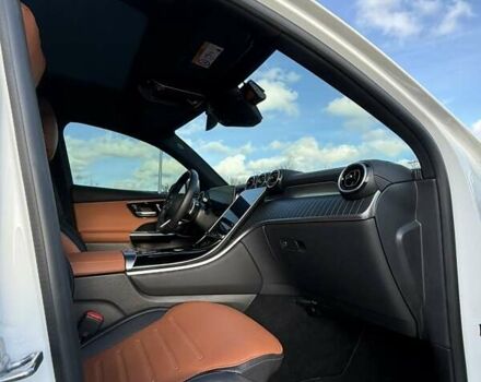 Белый Мерседес ГЛЦ-Класс, объемом двигателя 2 л и пробегом 14 тыс. км за 82000 $, фото 32 на Automoto.ua