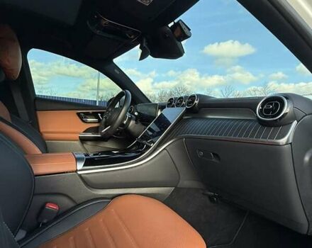 Белый Мерседес ГЛЦ-Класс, объемом двигателя 2 л и пробегом 14 тыс. км за 82000 $, фото 31 на Automoto.ua