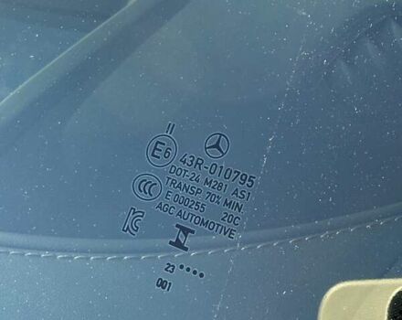 Белый Мерседес ГЛЦ-Класс, объемом двигателя 2 л и пробегом 14 тыс. км за 82000 $, фото 27 на Automoto.ua