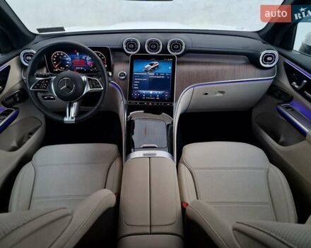 Мерседес ГЛЦ-Класс 2024 в Одессе на Automoto.ua Белый Мерседес ГЛЦ-Класс, объемом двигателя 2 л и пробегом 16 тыс. км за 64990 $, фото 65 на Automoto.ua