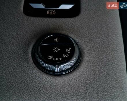 Мерседес ГЛЦ-Класс 2024 в Одессе на Automoto.ua Белый Мерседес ГЛЦ-Класс, объемом двигателя 2 л и пробегом 16 тыс. км за 64990 $, фото 70 на Automoto.ua