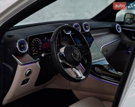 Мерседес ГЛЦ-Класс 2024 в Одессе на Automoto.ua Белый Мерседес ГЛЦ-Класс, объемом двигателя 2 л и пробегом 16 тыс. км за 64990 $, фото 50 на Automoto.ua