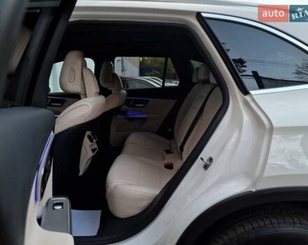Мерседес ГЛЦ-Класс 2024 в Одессе на Automoto.ua Белый Мерседес ГЛЦ-Класс, объемом двигателя 2 л и пробегом 16 тыс. км за 64990 $, фото 64 на Automoto.ua