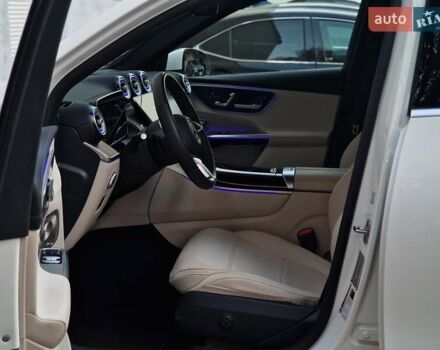 Мерседес ГЛЦ-Класс 2024 в Одессе на Automoto.ua Белый Мерседес ГЛЦ-Класс, объемом двигателя 2 л и пробегом 16 тыс. км за 64990 $, фото 49 на Automoto.ua
