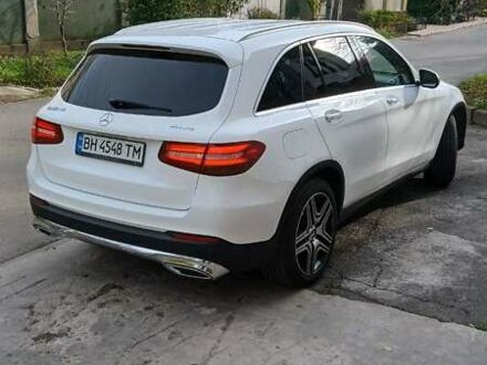 Белый Мерседес ГЛЦ-Класс, объемом двигателя 2.14 л и пробегом 160 тыс. км за 25000 $, фото 1 на Automoto.ua