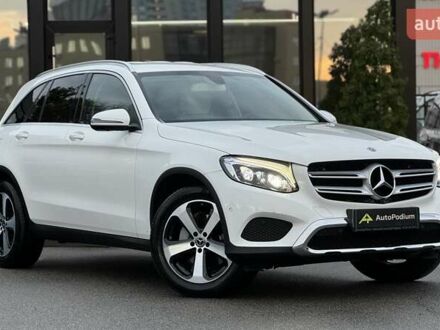 Мерседес ГЛЦ-Класс 2017 в Киеве на Automoto.ua Белый Мерседес ГЛЦ-Класс, объемом двигателя 2.14 л и пробегом 57 тыс. км за 36999 $, фото 1 на Automoto.ua