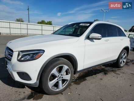 Белый Мерседес ГЛЦ-Класс, объемом двигателя 1.99 л и пробегом 136 тыс. км за 8000 $, фото 1 на Automoto.ua