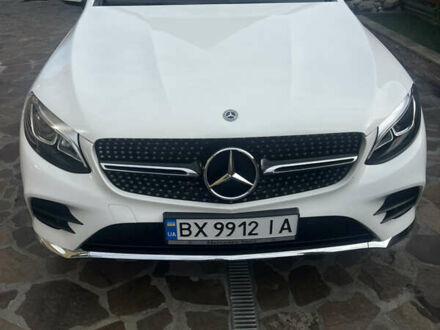 Белый Мерседес ГЛЦ-Класс, объемом двигателя 2 л и пробегом 115 тыс. км за 32500 $, фото 1 на Automoto.ua