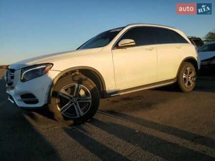 Білий Мерседес ГЛЦ-Клас, об'ємом двигуна 2 л та пробігом 35 тис. км за 8000 $, фото 1 на Automoto.ua