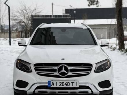 Білий Мерседес ГЛЦ-Клас, об'ємом двигуна 1.99 л та пробігом 100 тис. км за 31800 $, фото 1 на Automoto.ua