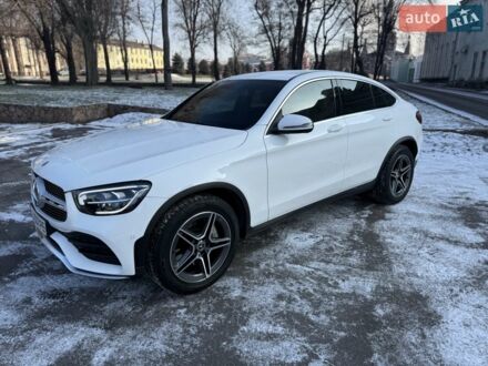 Белый Мерседес ГЛЦ-Класс, объемом двигателя 1.99 л и пробегом 54 тыс. км за 54500 $, фото 1 на Automoto.ua