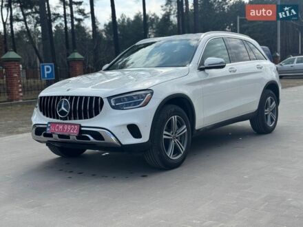 Білий Мерседес ГЛЦ-Клас, об'ємом двигуна 2 л та пробігом 37 тис. км за 28900 $, фото 1 на Automoto.ua