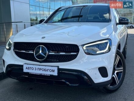 Білий Мерседес ГЛЦ-Клас, об'ємом двигуна 1.99 л та пробігом 55 тис. км за 44545 $, фото 1 на Automoto.ua
