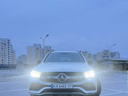 Белый Мерседес ГЛЦ-Класс, объемом двигателя 1.95 л и пробегом 107 тыс. км за 46999 $, фото 1 на Automoto.ua