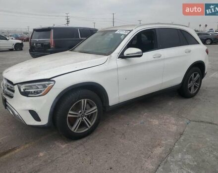 Білий Мерседес ГЛЦ-Клас, об'ємом двигуна 1.95 л та пробігом 100 тис. км за 16000 $, фото 1 на Automoto.ua