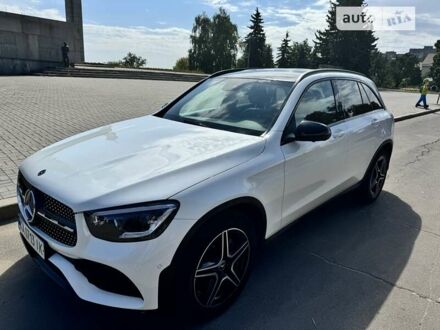 Мерседес ГЛЦ-Клас 2020 у Сумах на Automoto.ua Білий Мерседес ГЛЦ-Клас, об'ємом двигуна 1.95 л та пробігом 109 тис. км за 44400 $, фото 1 на Automoto.ua