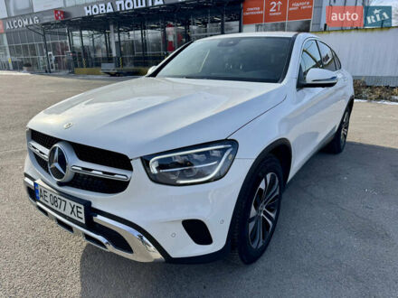Білий Мерседес ГЛЦ-Клас, об'ємом двигуна 1.99 л та пробігом 36 тис. км за 49500 $, фото 1 на Automoto.ua