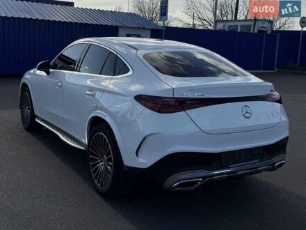 Белый Мерседес ГЛЦ-Класс, объемом двигателя 2 л и пробегом 14 тыс. км за 82000 $, фото 1 на Automoto.ua