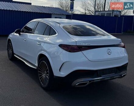 Белый Мерседес ГЛЦ-Класс, объемом двигателя 2 л и пробегом 14 тыс. км за 82000 $, фото 1 на Automoto.ua