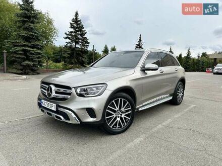 Бежевий Мерседес ГЛЦ-Клас, об'ємом двигуна 1.95 л та пробігом 44 тис. км за 54900 $, фото 1 на Automoto.ua