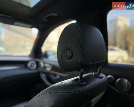 Мерседес ГЛЦ-Клас 2016 у Львові на Automoto.ua Чорний Мерседес ГЛЦ-Клас, об'ємом двигуна 1.99 л та пробігом 170 тис. км за 20499 $, фото 50 на Automoto.ua