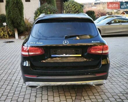 Черный Мерседес ГЛЦ-Класс, объемом двигателя 1.99 л и пробегом 112 тыс. км за 18900 $, фото 5 на Automoto.ua