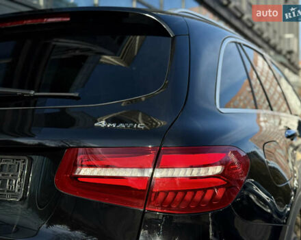 Мерседес ГЛЦ-Клас 2016 у Львові на Automoto.ua Чорний Мерседес ГЛЦ-Клас, об'ємом двигуна 1.99 л та пробігом 170 тис. км за 20499 $, фото 12 на Automoto.ua