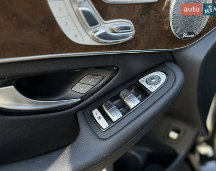 Мерседес ГЛЦ-Клас 2016 у Львові на Automoto.ua Чорний Мерседес ГЛЦ-Клас, об'ємом двигуна 1.99 л та пробігом 170 тис. км за 20499 $, фото 27 на Automoto.ua