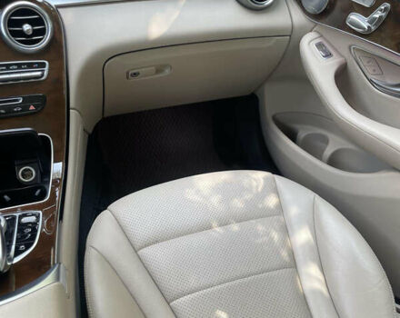 Черный Мерседес ГЛЦ-Класс, объемом двигателя 1.99 л и пробегом 104 тыс. км за 32500 $, фото 13 на Automoto.ua