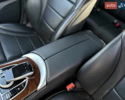 Мерседес ГЛЦ-Клас 2016 у Львові на Automoto.ua Чорний Мерседес ГЛЦ-Клас, об'ємом двигуна 1.99 л та пробігом 170 тис. км за 20499 $, фото 37 на Automoto.ua