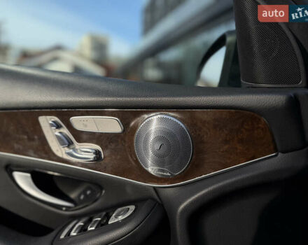 Мерседес ГЛЦ-Клас 2016 у Львові на Automoto.ua Чорний Мерседес ГЛЦ-Клас, об'ємом двигуна 1.99 л та пробігом 170 тис. км за 20499 $, фото 26 на Automoto.ua
