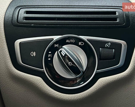 Чорний Мерседес ГЛЦ-Клас, об'ємом двигуна 1.99 л та пробігом 214 тис. км за 21200 $, фото 17 на Automoto.ua