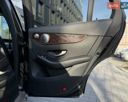 Мерседес ГЛЦ-Клас 2016 у Львові на Automoto.ua Чорний Мерседес ГЛЦ-Клас, об'ємом двигуна 1.99 л та пробігом 170 тис. км за 20499 $, фото 55 на Automoto.ua