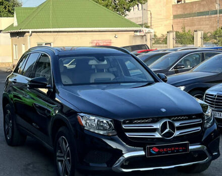 Черный Мерседес ГЛЦ-Класс, объемом двигателя 2 л и пробегом 117 тыс. км за 23800 $, фото 2 на Automoto.ua