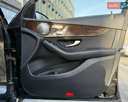 Мерседес ГЛЦ-Клас 2016 у Львові на Automoto.ua Чорний Мерседес ГЛЦ-Клас, об'ємом двигуна 1.99 л та пробігом 170 тис. км за 20499 $, фото 57 на Automoto.ua