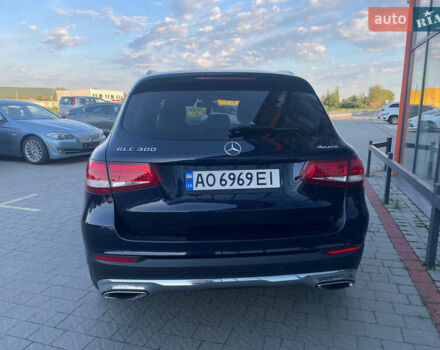 Мерседес ГЛЦ-Класс 2017 в Ужгороде на Automoto.ua Черный Мерседес ГЛЦ-Класс, объемом двигателя 1.99 л и пробегом 150 тыс. км за 22000 $, фото 4 на Automoto.ua