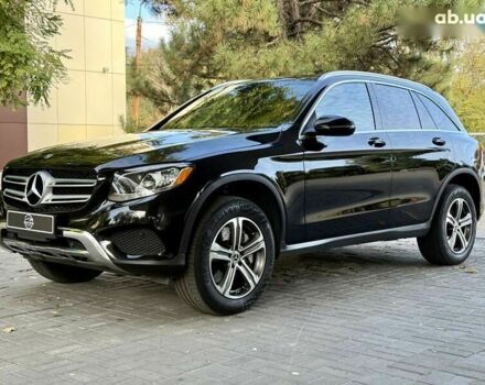 Черный Мерседес ГЛЦ-Класс, объемом двигателя 2 л и пробегом 110 тыс. км за 21900 $, фото 2 на Automoto.ua