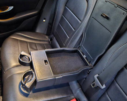 Мерседес ГЛЦ-Класс 2017 в Киеве на Automoto.ua Черный Мерседес ГЛЦ-Класс, объемом двигателя 2 л и пробегом 102 тыс. км за 22500 $, фото 22 на Automoto.ua