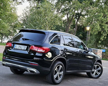 Мерседес ГЛЦ-Класс 2017 в Киеве на Automoto.ua Черный Мерседес ГЛЦ-Класс, объемом двигателя 2 л и пробегом 102 тыс. км за 22500 $, фото 9 на Automoto.ua