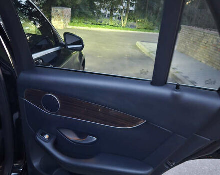 Мерседес ГЛЦ-Класс 2017 в Киеве на Automoto.ua Черный Мерседес ГЛЦ-Класс, объемом двигателя 2 л и пробегом 102 тыс. км за 22500 $, фото 20 на Automoto.ua