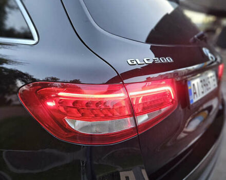 Мерседес ГЛЦ-Класс 2017 в Киеве на Automoto.ua Черный Мерседес ГЛЦ-Класс, объемом двигателя 2 л и пробегом 102 тыс. км за 22500 $, фото 16 на Automoto.ua