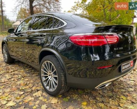 Мерседес ГЛЦ-Клас 2018 у Києві на Automoto.ua Чорний Мерседес ГЛЦ-Клас, об'ємом двигуна 2 л та пробігом 82 тис. км за 45990 $, фото 15 на Automoto.ua